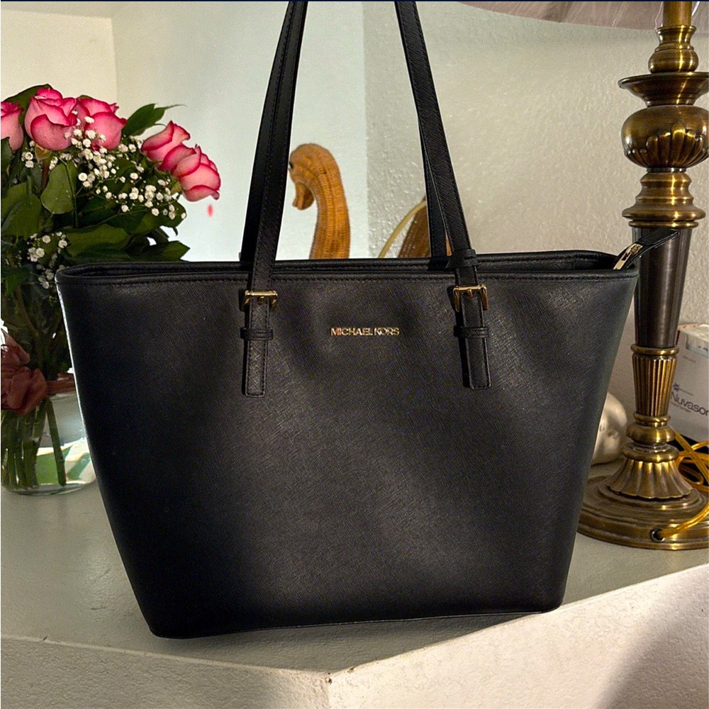 Michael Kors tote